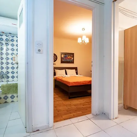 Zografou 1 Bed 2 Pers * Athens